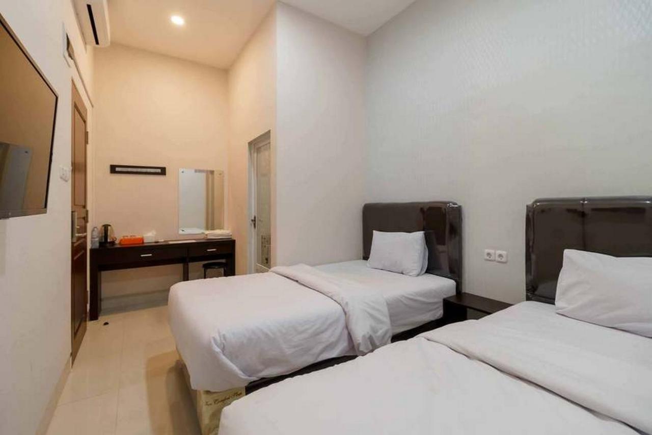 Reddoorz At Seindo Hotel Medan Sunggal Exterior foto