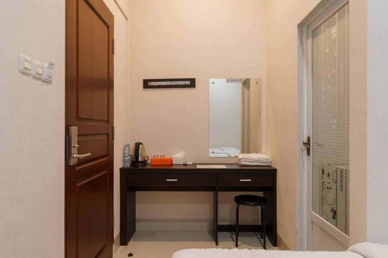 Reddoorz At Seindo Hotel Medan Sunggal Exterior foto